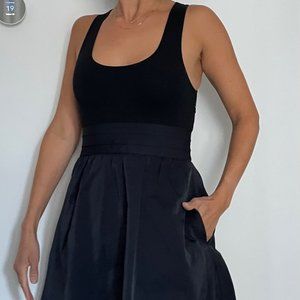 theory fit and flare dress with pockets, size 6